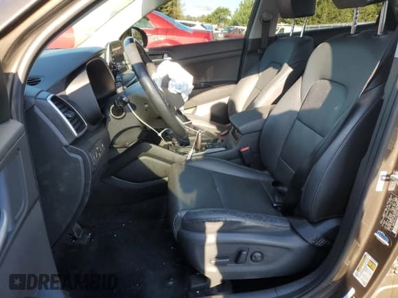 ✅ 2020 Hyundai Tucson Sport • VIN: KM8J3CAL9LU089355 • Lot: 87182955. Listed on Copart with 32,478 mi. Free auction sales archive from the USA and detailed vehicle history report at DreamBid. Image 7.