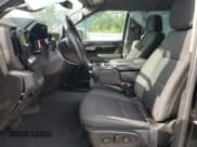 ✅ 2022 Chevrolet Silverado 1500 RST • VIN: 2GCUDEED7N1515474 • Лот: 70541435. Опубликован ранее на Copart с пробегом 82 324 миль. Бесплатный доступ к архиву аукционных продаж из США и подробный отчёт об истории автомобиля на DreamBid. Изображение 7.