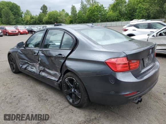 ✅ 2012 BMW 3 Series 328i • VIN: WBA3C1C59CF433154 • Lot: 57061615. Listed on Copart with 87,808 mi. Free auction sales archive from the USA and detailed vehicle history report at DreamBid. Image 2.