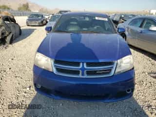 2013 Dodge Avenger SXT z VIN 1C3CDZCB5DN506245, wystawiony jako Copart lot #69720594 z przebiegiem 71 715 mil mil oraz Szkoda całkowita • Salvage title. Historia ofert i sprzedaży dostępna na DreamBid. Obrazek 5.