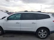 ✅ 2011 Chevrolet Traverse LTZ • VIN: 1GNKVLED1BJ114844 • Lot: 43713813. Wystawiony na IAAI z przebiegiem 131 565 mil. Bezpłatny archiwum sprzedaży aukcyjnych z USA i szczegółowy raport historii pojazdu na DreamBid. Zdjęcie 6.