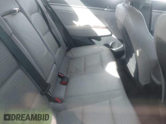 ✅ 2017 Hyundai Elantra Limited • VIN: 5NPD84LF4HH059651 • Lot: 41801071. Listed on IAAI with 126,589 mi. Free auction sales archive from the USA and detailed vehicle history report at DreamBid. Image 8.