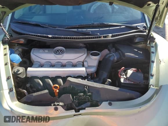 ✅ 2008 Volkswagen Beetle SE • VIN: 3VWRG31Y18M406769 • Лот: 44470015. Опубликован ранее на Copart с пробегом 98 652 миль. Бесплатный доступ к архиву аукционных продаж из США и подробный отчёт об истории автомобиля на DreamBid. Изображение 11.