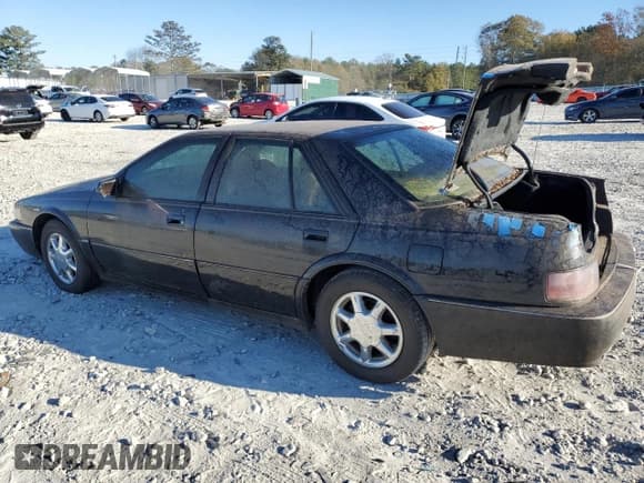 ✅ 1997 Cadillac Seville STS • VIN: 1G6KY529XVU805064 • Lot: 83955324. Wystawiony na Copart z przebiegiem 111 215 mil. Bezpłatny archiwum sprzedaży aukcyjnych z USA i szczegółowy raport historii pojazdu na DreamBid. Zdjęcie 2.