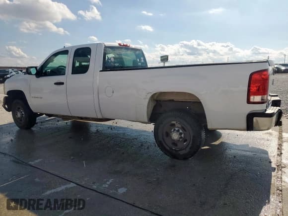✅ 2008 Chevrolet Silverado 2500HD Work Truck • VIN: 1GCHC29K58E139338 • Lot: 60833175. Wystawiony na Copart z przebiegiem 343 349 mil. Bezpłatny archiwum sprzedaży aukcyjnych z USA i szczegółowy raport historii pojazdu na DreamBid. Zdjęcie 2.