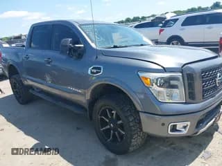 ✅ 2017 Nissan Titan SV • VIN: 1N6AA1E55HN551578 • Lot: 42392063. Listed on IAAI with 123,077 mi. Free auction sales archive from the USA and detailed vehicle history report at DreamBid. Image 1.