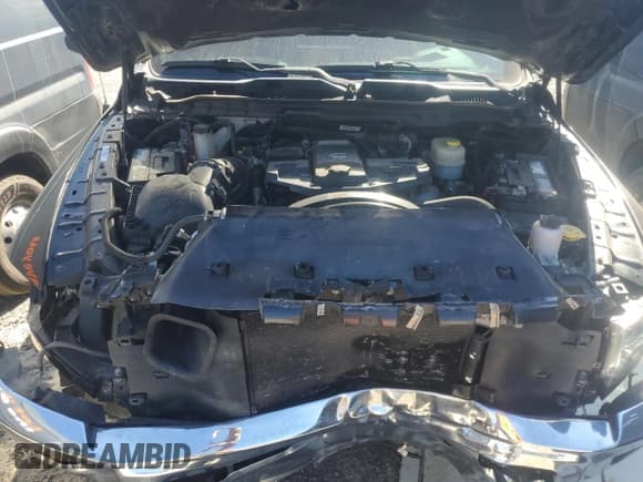 ✅ 2018 Ram 3500 Laramie • VIN: 3C63RRML0JG111566 • Лот: 87076675. Опубликован ранее на Copart с пробегом 163 032 миль. Бесплатный доступ к архиву аукционных продаж из США и подробный отчёт об истории автомобиля на DreamBid. Изображение 12.