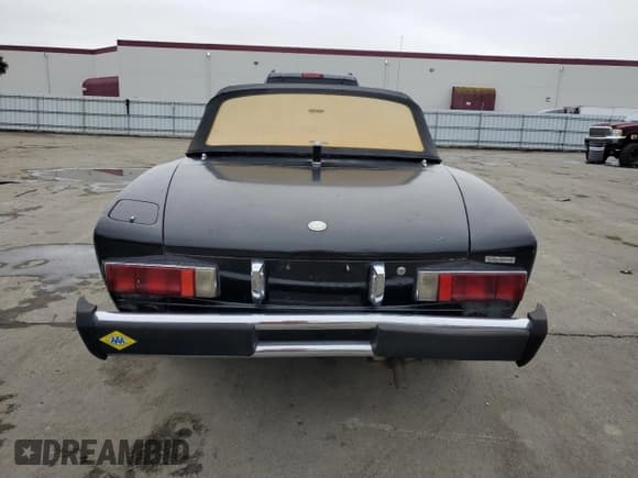 ✅ 1975 FIAT 124 Spider • VIN: 124CS10095845 • Lot: 86344634. Listed on Copart with 86,863 mi. Free auction sales archive from the USA and detailed vehicle history report at DreamBid. Image 6.