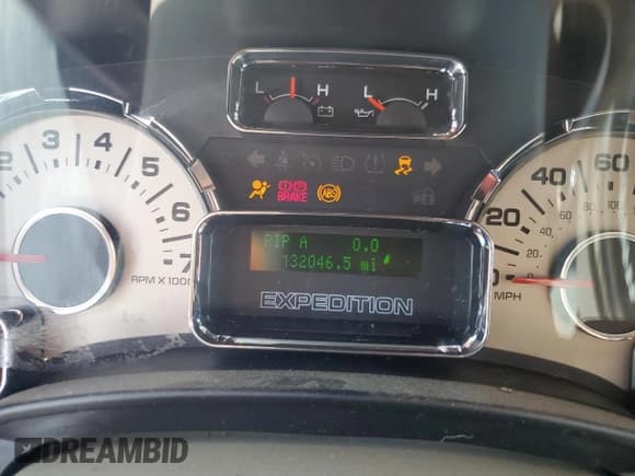 ✅ 2011 Ford Expedition Max Limited • VIN: 1FMJK2A54BEF10065 • Lot: 62543755. Listed on Copart with 132,046 mi. Free auction sales archive from the USA and detailed vehicle history report at DreamBid. Image 9.