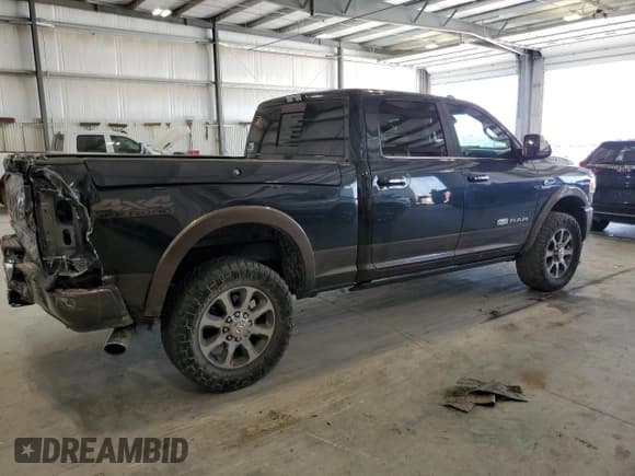 ✅ 2020 Ram 2500 Longhorn • VIN: 3C6UR5GL8LG283453 • Лот: 69774625. Опубликован ранее на Copart с пробегом 47 739 миль. Бесплатный доступ к архиву аукционных продаж из США и подробный отчёт об истории автомобиля на DreamBid. Изображение 3.