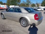 ✅ 2008 Chrysler 300 Limited • VIN: 2C3KA33G48H218342 • Lot: 43542458. Listed on IAAI with 190,535 mi. Free auction sales archive from the USA and detailed vehicle history report at DreamBid. Image 3.
