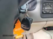 ✅ 2001 Chevrolet Suburban LS • VIN: 3GNEC16T51G199135 • Лот: 41748202. Опубликован ранее на IAAI с пробегом 247 648 миль. Бесплатный доступ к архиву аукционных продаж из США и подробный отчёт об истории автомобиля на DreamBid. Изображение 11.