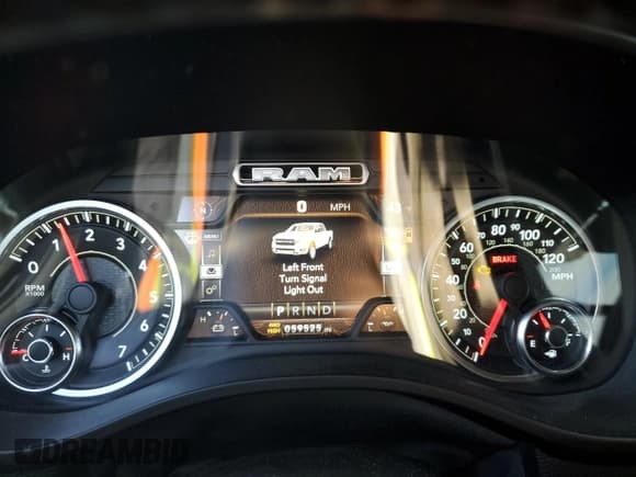 ✅ 2021 Ram 1500 Big Horn • VIN: 1C6SRFFT4MN719884 • Lot: 46303145. Listed on Copart with 59,525 mi. Free auction sales archive from the USA and detailed vehicle history report at DreamBid. Image 9.