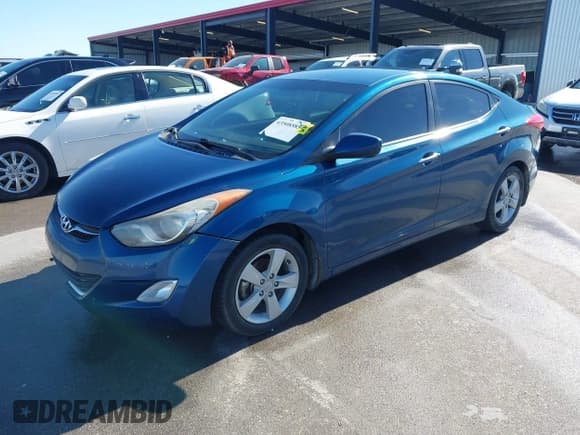 ✅ 2013 Hyundai Elantra Limited • VIN: KMHDH4AE6DU951468 • Лот: 43508585. Опубликован ранее на IAAI с пробегом 203 912 миль. Бесплатный доступ к архиву аукционных продаж из США и подробный отчёт об истории автомобиля на DreamBid. Изображение 2.