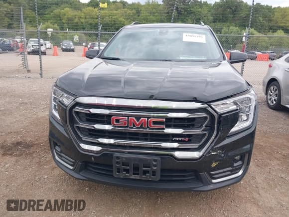 ✅ 2024 GMC Terrain AT4 • VIN: 3GKALYEG0RL375245 • Lot: 43095296. Listed on IAAI with 27,864 mi. Free auction sales archive from the USA and detailed vehicle history report at DreamBid. Image 6.
