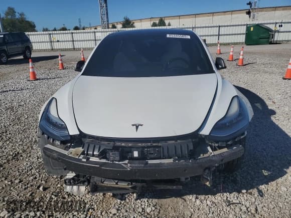 ✅ 2020 Tesla Model 3 Performance • VIN: 5YJ3E1EC8LF715069 • Lot: 85345565. Wystawiony na Copart z przebiegiem 70 017 mil. Bezpłatny archiwum sprzedaży aukcyjnych z USA i szczegółowy raport historii pojazdu na DreamBid. Zdjęcie 5.