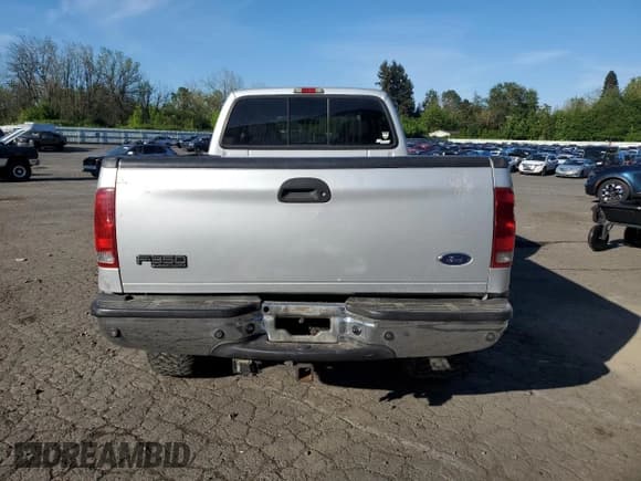 ✅ 2004 Ford F-350 XL • VIN: 1FTSW31P54EE03419 • Lot: 54991675. Listed on Copart with 189,096 mi. Free auction sales archive from the USA and detailed vehicle history report at DreamBid. Image 6.