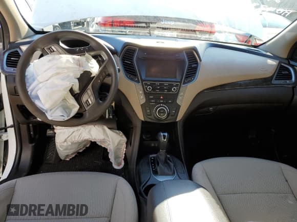 ✅ 2017 Hyundai Santa Fe 2.4L • VIN: 5NMZUDLB4HH047351 • Лот: 73545152. Опубликован ранее на Copart с пробегом 44 673 миль. Бесплатный доступ к архиву аукционных продаж из США и подробный отчёт об истории автомобиля на DreamBid. Изображение 8.