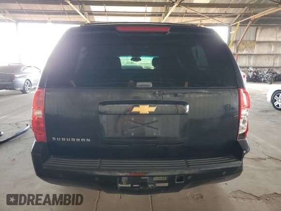 ✅ 2013 Chevrolet Suburban LT • VIN: 1GNSCJE06DR342141 • Lot: 91397475. Listed on Copart with 241,751 mi. Free auction sales archive from the USA and detailed vehicle history report at DreamBid. Image 6.