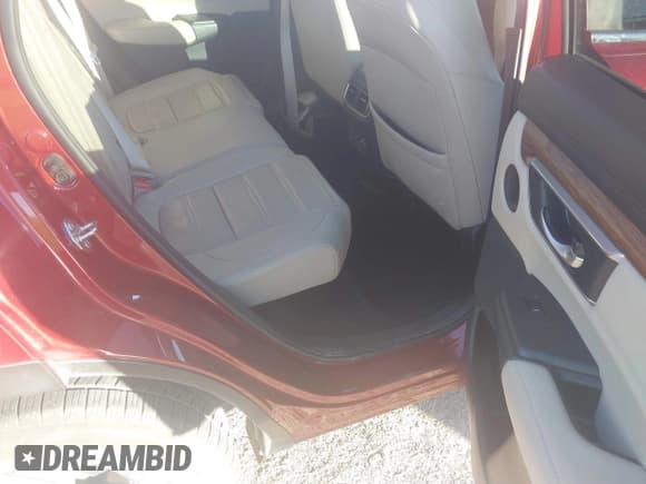 ✅ 2019 Honda CR-V Touring • VIN: 2HKRW1H94KH502563 • Lot: 43573536. Listed on IAAI with 42,050 mi. Free auction sales archive from the USA and detailed vehicle history report at DreamBid. Image 8.