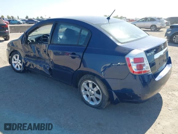 ✅ 2010 Nissan Sentra S • VIN: 3N1AB6APXAL641192 • Lot: 43385313. Listed on IAAI with 180,646 mi. Free auction sales archive from the USA and detailed vehicle history report at DreamBid. Image 3.
