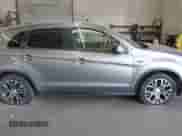 2018 Mitsubishi Outlander SE с VIN JA4AR3AW7JZ035379, выставлен на аукционе IAAI как лот 42238989 с пробегом 82 898 миль миль и . История ставок и продаж доступна на DreamBid. Изображение 14.