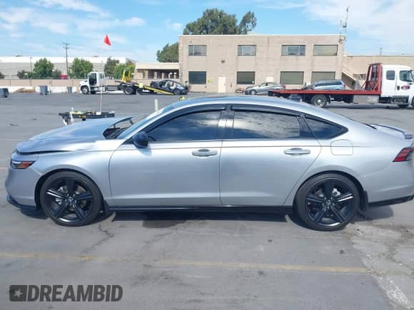 2024 Honda Accord Sport-L с VIN 1HGCY2F75RA012109, выставлен на аукционе IAAI как лот 43236975 с пробегом 16 140 миль миль и . История ставок и продаж доступна на DreamBid. Изображение 14.