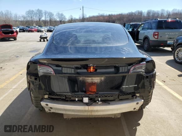 ✅ 2021 Tesla Model 3 Long Range • VIN: 5YJ3E1EB6MF906725 • Lot: 47838945. Wystawiony na Copart z przebiegiem 87 302 mil. Bezpłatny archiwum sprzedaży aukcyjnych z USA i szczegółowy raport historii pojazdu na DreamBid. Zdjęcie 6.