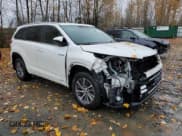 ✅ 2017 Toyota Highlander Hybrid XLE • VIN: 5TDJGRFHXHS033629 • Лот: 91916245. Опубликован ранее на Copart с пробегом 91 520 миль. Бесплатный доступ к архиву аукционных продаж из США и подробный отчёт об истории автомобиля на DreamBid. Изображение 4.