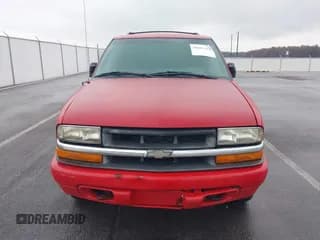 ✅ 2002 Chevrolet Blazer LS • VIN: 1GNDT13W02K196227 • Lot: 40855163. Wystawiony na IAAI z przebiegiem 159 544 mil. Bezpłatny archiwum sprzedaży aukcyjnych z USA i szczegółowy raport historii pojazdu na DreamBid. Zdjęcie 6.