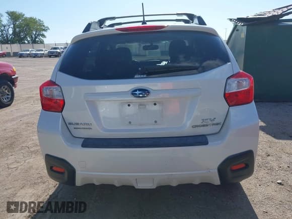 ✅ 2014 Subaru Crosstrek Premium • VIN: JF2GPAVC3E8209035 • Lot: 42323463. Listed on IAAI with 150,240 mi. Free auction sales archive from the USA and detailed vehicle history report at DreamBid. Image 17.