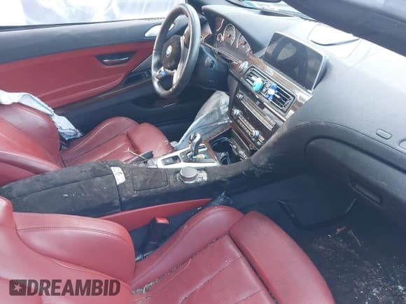 ✅ 2018 BMW M6 • VIN: WBS6G9C56JBM23844 • Лот: 41206052. Опубликован ранее на IAAI с пробегом 32 670 миль. Бесплатный доступ к архиву аукционных продаж из США и подробный отчёт об истории автомобиля на DreamBid. Изображение 5.