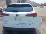 ✅ 2020 Lexus NX 300 F Sport • VIN: JTJSARBZ2L2177001 • Lot: 42985163. Wystawiony na IAAI z przebiegiem 68 143 mil. Bezpłatny archiwum sprzedaży aukcyjnych z USA i szczegółowy raport historii pojazdu na DreamBid. Zdjęcie 17.