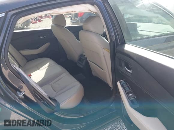 ✅ 2023 Honda Accord Touring • VIN: 1HGCY2F81PA016387 • Lot: 43341334. Listed on IAAI with 42,339 mi. Free auction sales archive from the USA and detailed vehicle history report at DreamBid. Image 8.