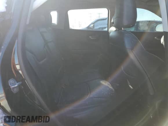 2018 Jeep Compass Limited с VIN 3C4NJDCB0JT168619, выставлен на аукционе Copart как лот 42198375 с пробегом 131 196 миль миль и Списание • Salvage title. История ставок и продаж доступна на DreamBid. Изображение 10.