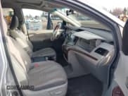 ✅ 2011 Toyota Sienna XLE • VIN: 5TDDK3DC9BS019003 • Lot: 41359834. Listed on IAAI with Not provided. Free auction sales archive from the USA and detailed vehicle history report at DreamBid. Image 5.