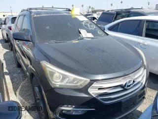 2017 Hyundai Santa Fe 2.4L z VIN 5NMZU3LBXHH012582, wystawiony jako IAAI lot #43513858 z przebiegiem 139 498 mil mil oraz . Historia ofert i sprzedaży dostępna na DreamBid. Obrazek 1.