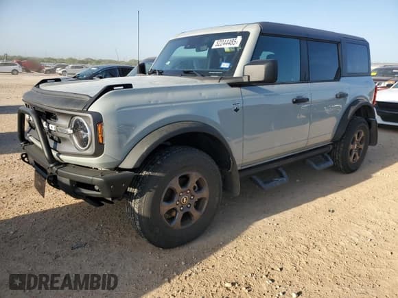 ✅ 2021 Ford Bronco • VIN: 1FMDE5BH9MLA89439 • Lot: 52244485. Listed on Copart with 21,639 mi. Free auction sales archive from the USA and detailed vehicle history report at DreamBid. Image 1.