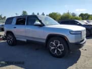 ✅ 2024 Rivian R1S Adventure • VIN: 7PDSGBBA4RN036045 • Lot: 74982414. Listed on Copart with 9,256 mi. Free auction sales archive from the USA and detailed vehicle history report at DreamBid. Image 4.