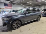 ✅ 2021 BMW X7 xDrive40i • VIN: 5UXCW2C00M9F02965 • Лот: 92995675. Опубликован ранее на Copart с пробегом 52 090 миль. Бесплатный доступ к архиву аукционных продаж из США и подробный отчёт об истории автомобиля на DreamBid. Изображение 1.