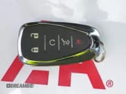 ✅ 2018 Chevrolet Traverse Premier • VIN: 1GNERKKW6JJ132823 • Lot: 43169630. Wystawiony na IAAI z przebiegiem 149 777 mil. Bezpłatny archiwum sprzedaży aukcyjnych z USA i szczegółowy raport historii pojazdu na DreamBid. Zdjęcie 11.