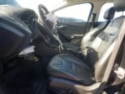 ✅ 2018 Ford Focus Titanium • VIN: 1FADP3J23JL293767 • Лот: 92047785. Опубликован ранее на Copart с пробегом Не указан. Бесплатный доступ к архиву аукционных продаж из США и подробный отчёт об истории автомобиля на DreamBid. Изображение 7.