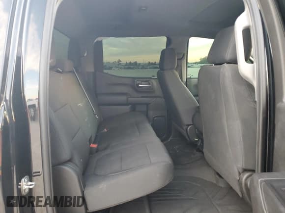 ✅ 2021 Chevrolet Silverado 1500 Custom • VIN: 3GCPWBEH8MG102560 • Lot: 76747484. Wystawiony na Copart z przebiegiem 81 580 mil. Bezpłatny archiwum sprzedaży aukcyjnych z USA i szczegółowy raport historii pojazdu na DreamBid. Zdjęcie 10.