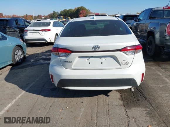 ✅ 2021 Toyota Corolla LE • VIN: JTDEPMAE2MJ173800 • Lot: 43630041. Listed on IAAI with 119,099 mi. Free auction sales archive from the USA and detailed vehicle history report at DreamBid. Image 16.