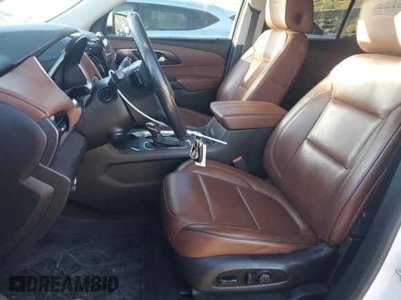 2019 Chevrolet Traverse RS z VIN 1GNEVJKW6KJ106987, wystawiony jako Copart lot #86512975 z przebiegiem 108 636 mil mil oraz Szkoda całkowita • Salvage title. Historia ofert i sprzedaży dostępna na DreamBid. Obrazek 7.