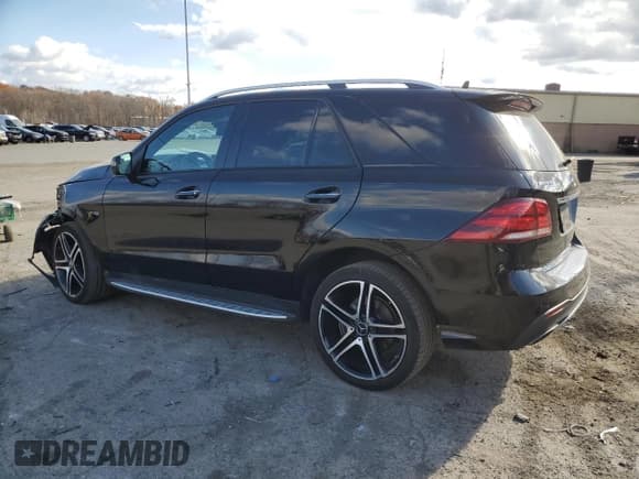 ✅ 2019 Mercedes-Benz GLE 43 AMG • VIN: 4JGDA6EBXKB185379 • Лот: 79466804. Опубликован ранее на Copart с пробегом 61 286 миль. Бесплатный доступ к архиву аукционных продаж из США и подробный отчёт об истории автомобиля на DreamBid. Изображение 2.