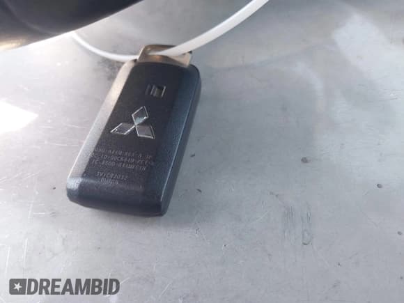 ✅ 2010 Mitsubishi Outlander SE • VIN: JA4AS3AW2AZ019126 • Lot: 43130289. Wystawiony na IAAI z przebiegiem 120 361 mil. Bezpłatny archiwum sprzedaży aukcyjnych z USA i szczegółowy raport historii pojazdu na DreamBid. Zdjęcie 11.