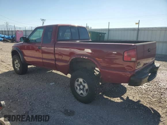 2001 Chevrolet S-10 LS ZR2 с VIN 1GCCT19W218112531, выставлен на аукционе Copart как лот 82270515 с пробегом 199 172 миль миль и Списание • Salvage title. История ставок и продаж доступна на DreamBid. Изображение 2.