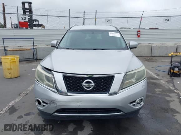 ✅ 2014 Nissan Pathfinder SL • VIN: 5N1AR2MN6EC726507 • Lot: 42444733. Listed on IAAI with 136,280 mi. Free auction sales archive from the USA and detailed vehicle history report at DreamBid. Image 12.