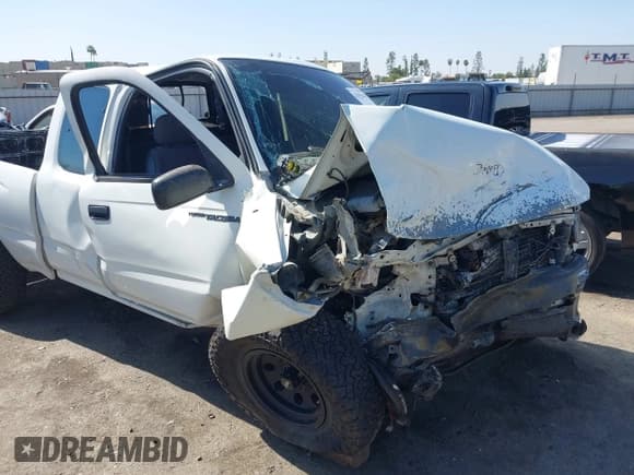 ✅ 1996 Toyota Tacoma • VIN: 4TAVL52N7TZ115273 • Lot: 43193416. Listed on IAAI with 341,807 mi. Free auction sales archive from the USA and detailed vehicle history report at DreamBid. Image 6.